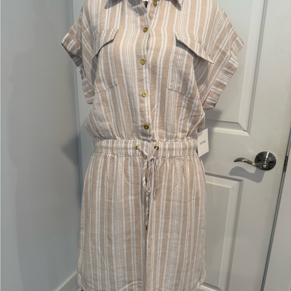 ELLEN TRACY Nordstrom Tan and White Mini Dress with Dolman Sleeves
